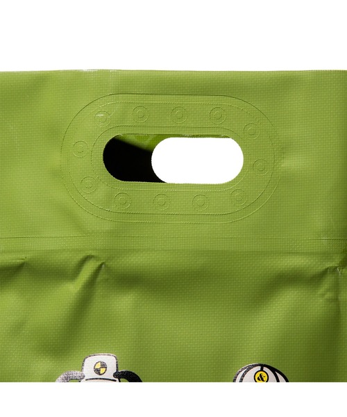 Kinetics(キネティクス)の「UND x Kinetics TARP BAG(UND x キネティクス タープ バッグ)(トートバッグ・メンズ・オリーブ/イエロー/ブラック・FREE)」の9枚目の写真