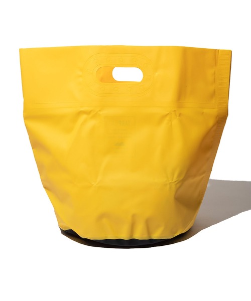 Kinetics(キネティクス)の「UND x Kinetics TARP BAG(UND x キネティクス タープ バッグ)(トートバッグ・メンズ・オリーブ/イエロー/ブラック・FREE)」の10枚目の写真