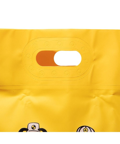 Kinetics(キネティクス)の「UND x Kinetics TARP BAG(UND x キネティクス タープ バッグ)(トートバッグ・メンズ・オリーブ/イエロー/ブラック・FREE)」の12枚目の写真