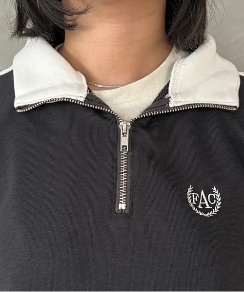 kutir(クティール)の「刺繍ロゴハーフジップラインスウェット(スウェット・レディース・オートミール/ネイビー/チャコールグレー・FREE)」の4枚目の写真