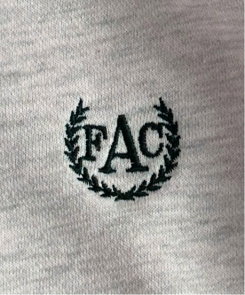 kutir(クティール)の「刺繍ロゴハーフジップラインスウェット(スウェット・レディース・オートミール/ネイビー/チャコールグレー・FREE)」の18枚目の写真