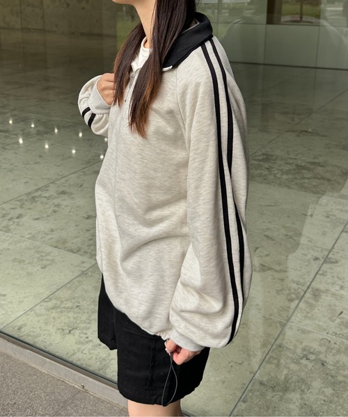 kutir(クティール)の「刺繍ロゴハーフジップラインスウェット(スウェット・レディース・オートミール/ネイビー/チャコールグレー・FREE)」の13枚目の写真