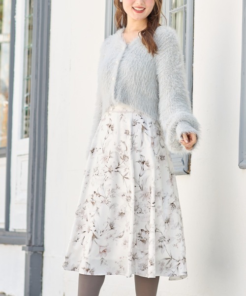 tocco closet(トッコ クローゼット)の「ウエスト配色ライン入りフラワープリントフレアスカート(スカート・レディース・モカ/アイボリー・M)」の19枚目の写真