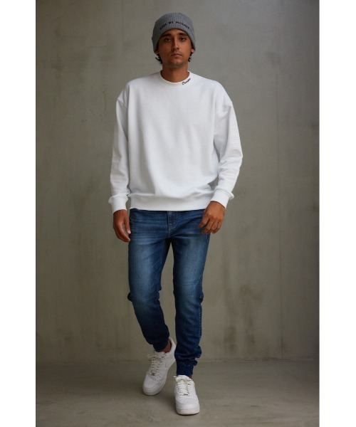 AZUL by moussy（アズールバイマウジー）の「Deadpanスウェットトップス（スウェット・メンズ・ホワイト/ブラック・FREE）」の4枚目の写真