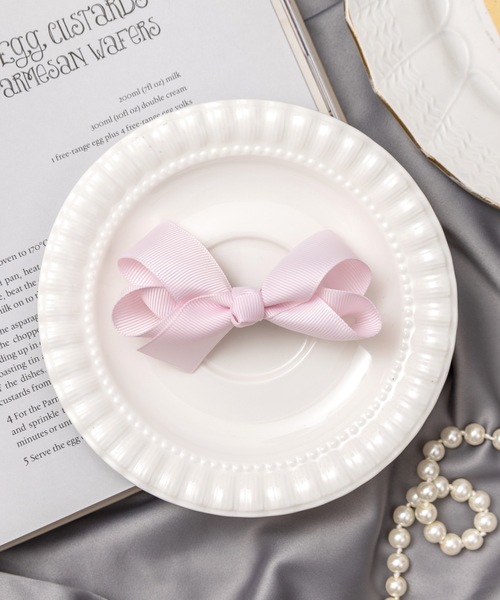 panpantutu（パンパンチュチュ）の「グレースリボンヘアピン（ヘアピン・キッズ・スモークピンク/ベージュ/フューシャピンク/オリーブ/オレンジ/ブルー/ダークラベンダー/ネイビー/ベビーピンク/ブラック/ボルドー/クリアイエロー/ライトブルー/ライトグレー/ピンク系その他/ライラック/ピンク/クリアブルー/ラベンダー/シルバー・FREE）」の14枚目の写真