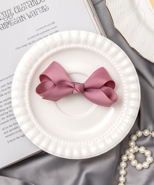 panpantutu（パンパンチュチュ）の「グレースリボンヘアピン（ヘアピン・キッズ・スモークピンク/ベージュ/フューシャピンク/オリーブ/オレンジ/ブルー/ダークラベンダー/ネイビー/ベビーピンク/ブラック/ボルドー/クリアイエロー/ライトブルー/ライトグレー/ピンク系その他/ライラック/ピンク/クリアブルー/ラベンダー/シルバー・FREE）」の16枚目の写真