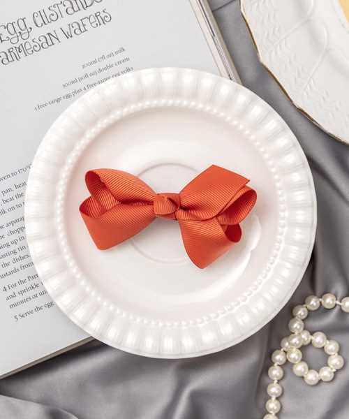 panpantutu（パンパンチュチュ）の「グレースリボンヘアピン（ヘアピン・キッズ・スモークピンク/ベージュ/フューシャピンク/オリーブ/オレンジ/ブルー/ダークラベンダー/ネイビー/ベビーピンク/ブラック/ボルドー/クリアイエロー/ライトブルー/ライトグレー/ピンク系その他/ライラック/ピンク/クリアブルー/ラベンダー/シルバー・FREE）」の19枚目の写真