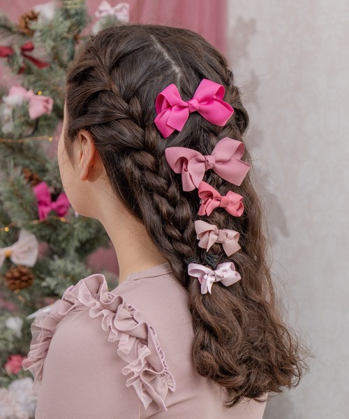panpantutu（パンパンチュチュ）の「グレースリボンヘアピン（ヘアピン・キッズ・スモークピンク/ベージュ/フューシャピンク/オリーブ/オレンジ/ブルー/ダークラベンダー/ネイビー/ベビーピンク/ブラック/ボルドー/クリアイエロー/ライトブルー/ライトグレー/ピンク系その他/ライラック/ピンク/クリアブルー/ラベンダー/シルバー・FREE）」の21枚目の写真