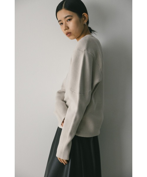 STYLEMIXER（スタイルミキサー）の「ショルダーフォルムニット（ニット/セーター・レディース・サックスブルー/ブラック/キャメル/アイボリー・FREE）」の9枚目の写真
