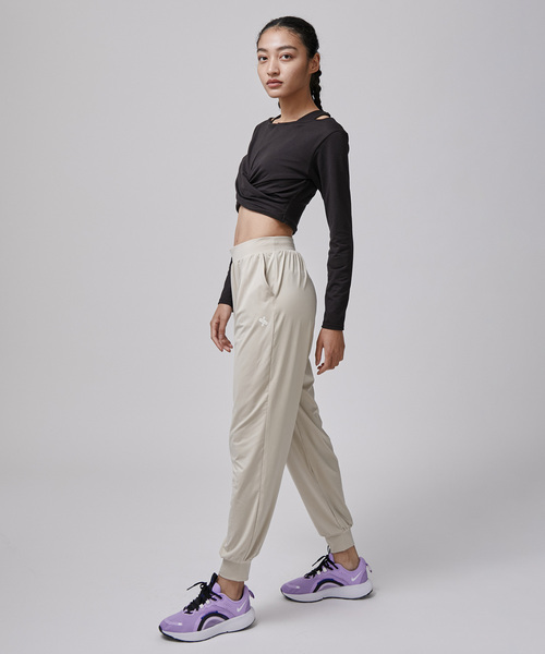 XEXYMIX(ゼクシィミックス)の「【XEXYMIX】リラックスフェザー ジョガーフィット ハーレムパンツ XA5379G(その他パンツ・レディース・ベージュ/ブラック・M/L)」の20枚目の写真