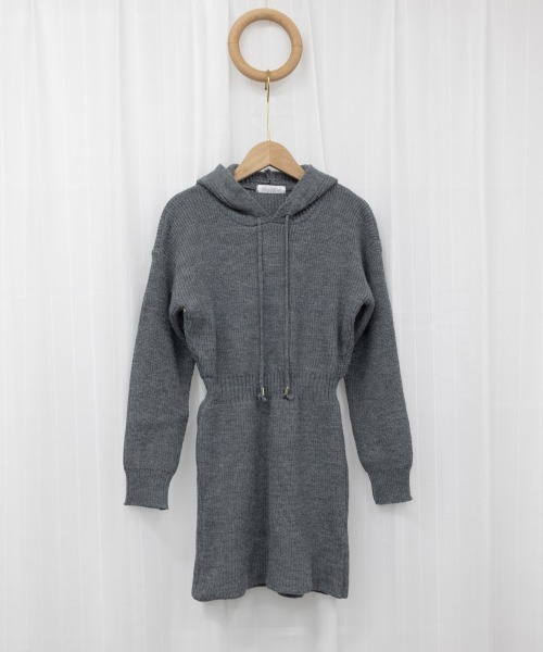 Miniministore(ミニミニストア)の「ミニニットワンピース フード付き 韓国風(ワンピース・レディース・ダークグレー/アイボリー/レッド/ブラック・フリー)」の20枚目の写真