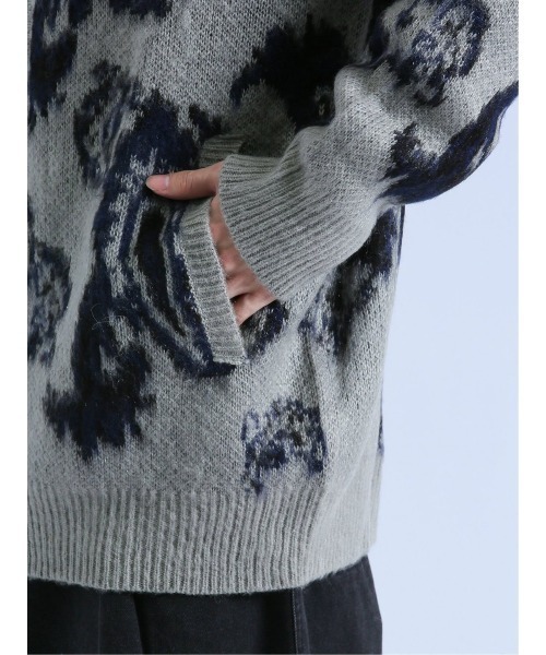 semantic design（セマンティックデザイン）の「【オーバーサイズ】セマンティックデザイン モヘアタッチ ペイズリー Vネック ニットカーディガン（カーディガン/ボレロ・メンズ・グレー/ブラック・LARGE/MEDIUM）」の10枚目の写真