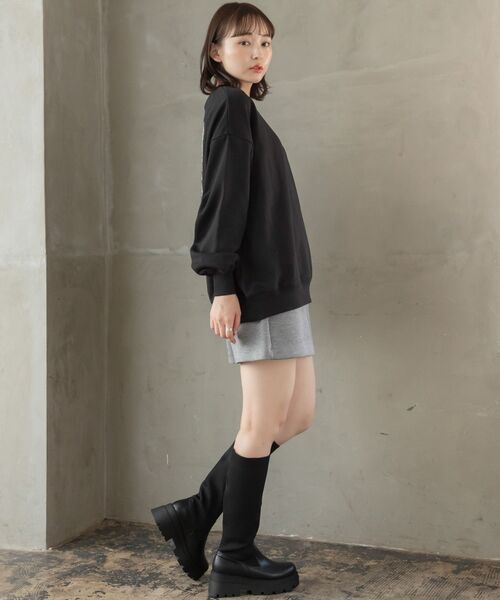 RETRO GIRL(レトロガール)の「バックフォトトレーナー(スウェット・レディース・ブラック/ダークグレー/ホワイト系その他・FREE)」の19枚目の写真