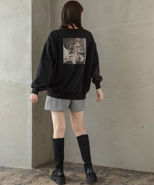 RETRO GIRL(レトロガール)の「バックフォトトレーナー(スウェット・レディース・ブラック/ダークグレー/ホワイト系その他・FREE)」の20枚目の写真