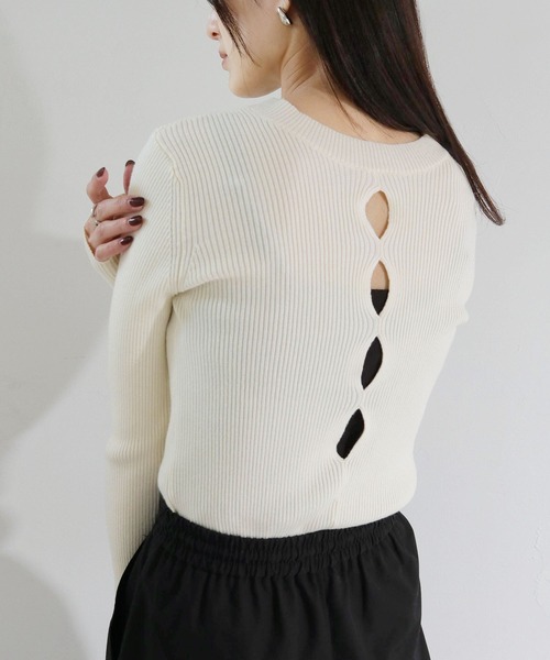 cheriella（シェリエラ）の「【cheriella】WEB限定前後２WAYバックスリットリブニット（ニット/セーター・レディース・アイボリー/ブルーグレー/オレンジ/ライトグレー/ブラック・M）」の13枚目の写真