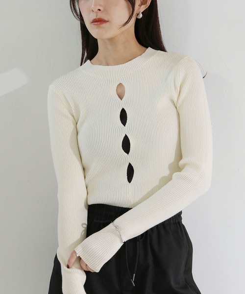 cheriella（シェリエラ）の「【cheriella】WEB限定前後２WAYバックスリットリブニット（ニット/セーター・レディース・アイボリー/ブルーグレー/オレンジ/ライトグレー/ブラック・M）」の6枚目の写真