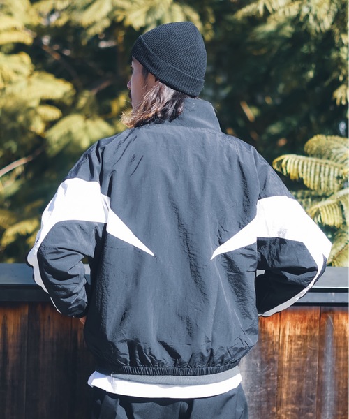 TRACK 505C(14ポンド) 新品★名品シリーズNo.2 Reebok（リーボック）の「【Reebok/リーボック】ナイロンツートーンJK