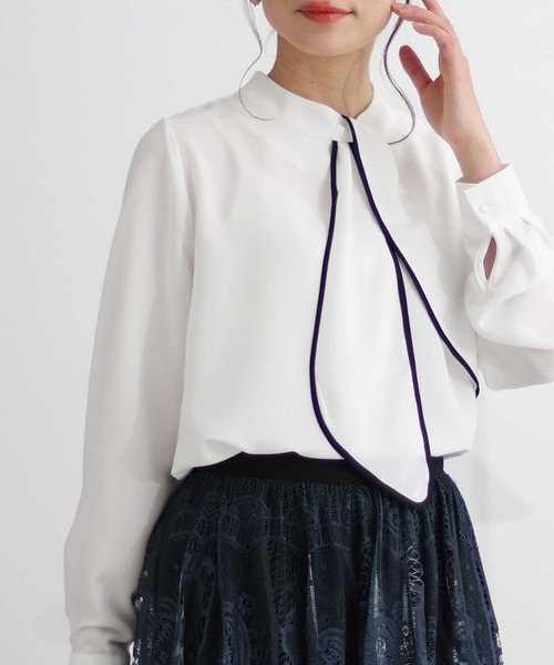 Sawa a la mode(サワアラモード)の「ボウタイ風ブラウス(シャツ/ブラウス・レディース・ブラック/ホワイト・FREE)」の1枚目の写真