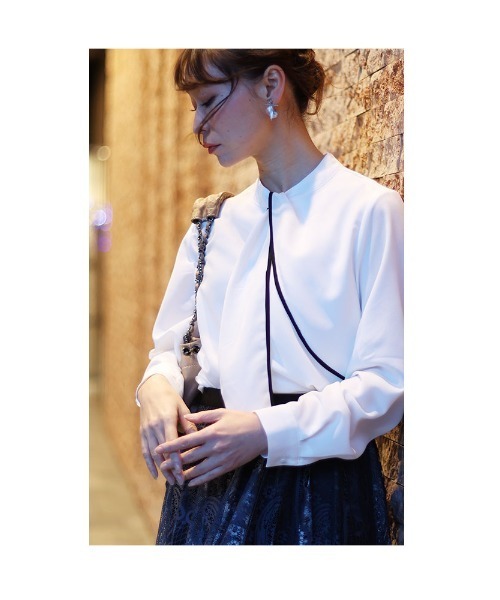 Sawa a la mode(サワアラモード)の「ボウタイ風ブラウス(シャツ/ブラウス・レディース・ブラック/ホワイト・FREE)」の8枚目の写真