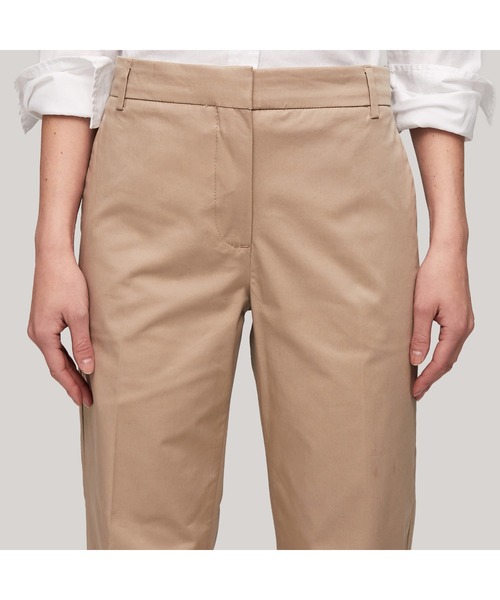 TOMMY HILFIGER(トミーヒルフィガー)の「【FUDGE掲載】【CLASSY掲載】【Oggi掲載】【ESSENTIALS】スリムストレートチノパンツ(チノパンツ・レディース・ベージュ/ネイビー/グリーン/ホワイト/ベージュ系/ネイビー系・32inch/34inch/36inch)」の9枚目の写真