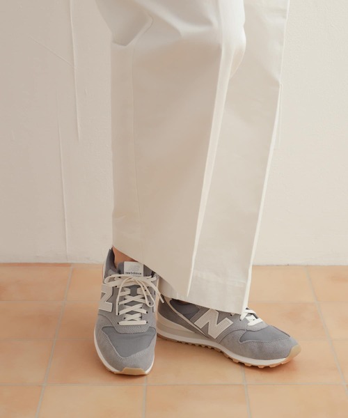 NEW BALANCE（ニューバランス）の「NEW BALANCE　WL996（スニーカー・レディース・ライトベージュ/ライトグレー・24/24.5/23.5）」の5枚目の写真