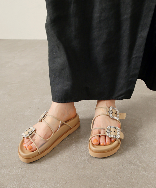 LE TALON（ルタロン）の「ビジューバックルクリアベルトサンダル（サンダル・レディース・ベージュ・X-LARGE/SMALL/MEDIUM/LARGE）」の6枚目の写真