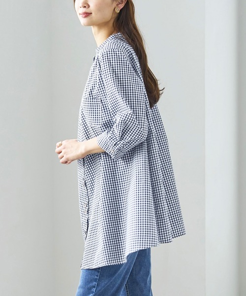 BELLUNA PLUS（ベルーナ）の「ＵＶ対策多ボタンデザインシャツチュニック（チュニック・レディース・ブルー系/チェック/グリーン/ホワイト系・MEDIUM/LARGE/X-LARGE）」の12枚目の写真