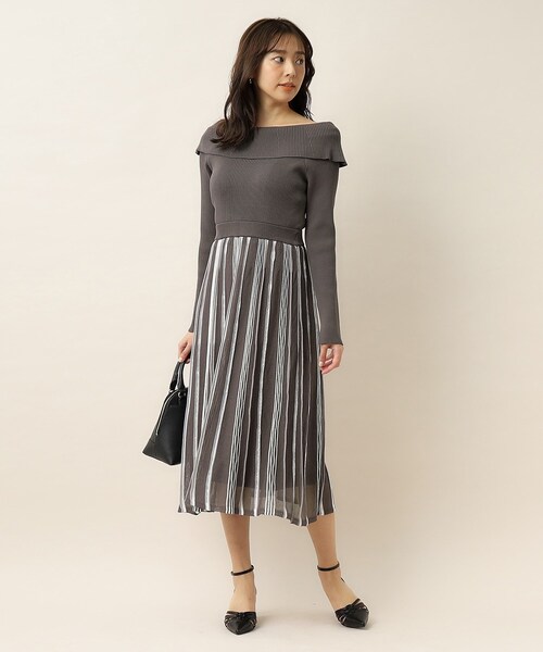 index(インデックス)の「◆ケープカラーニットワンピース【洗濯機洗い可】(ワンピース・レディース・サックスブルー系4/ベージュ系4/チャコール・00)」の13枚目の写真