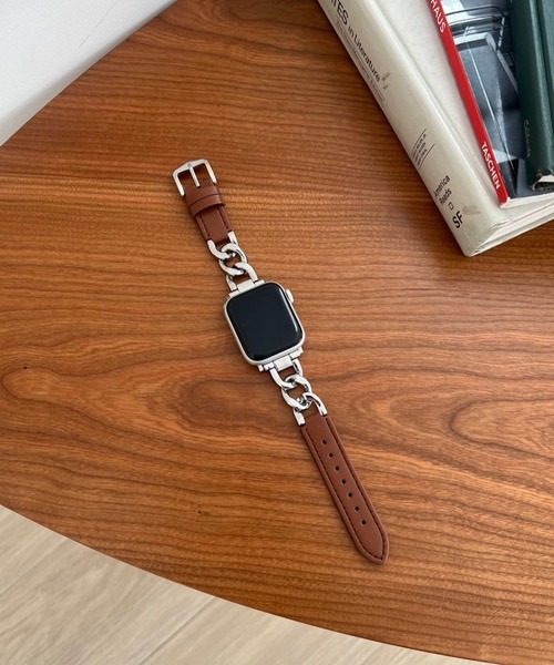 Me%（ミィパーセント）の「AppleWatchチェーンコンビバンド 111882（デジタル腕時計・レディース・ブラウン/アイボリー/ブラック・FREE）」の2枚目の写真
