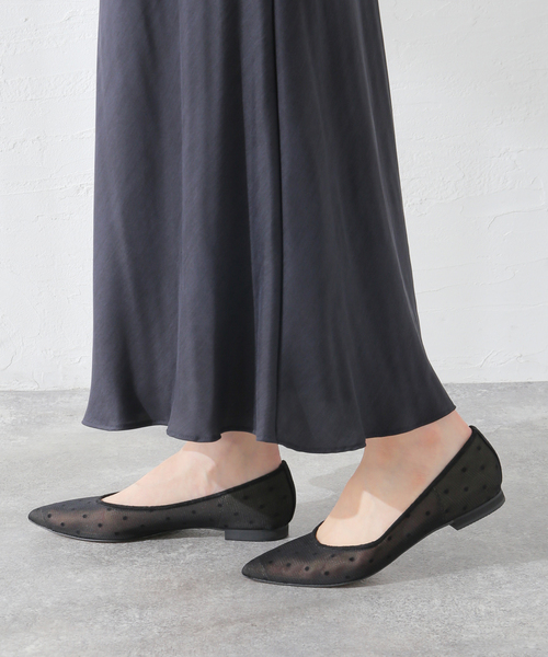 La TOTALITE(ラトータリテ)の「LaTotalite ドットチュールフラット(パンプス・レディース・ブラック系その他・23.5cm/22.5cm/24.5cm)」の12枚目の写真