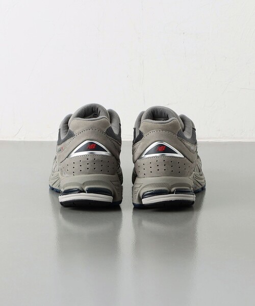 NEW BALANCE（ニューバランス）の「＜New Balance＞ ML2002R/スニーカー（スニーカー・メンズ・ブラック/グレー・27.5cm/25.5cm/28.5cm/26.5cm/27cm/29cm/26cm/28cm）」の6枚目の写真