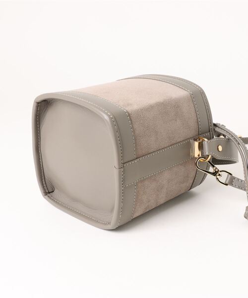 CHRISTIAN VILLA（クリスチャンヴィラ）の「【CHRISTIAN VILLA/クリスチャンヴィラ】バケツバッグ　巾着バッグ　2WAY（ショルダーバッグ・レディース・ブラック/チャコールグレー・FREE）」の8枚目の写真