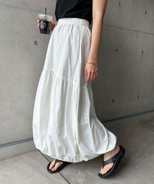 andme(アンドミー)の「ナイロンタフタティアードフレアスカート(スカート・レディース・ブラック/オフホワイト/グレー/ライトグリーン・M/L)」の7枚目の写真