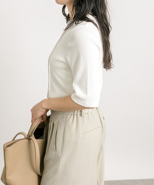 RIVE DROITE(リヴドロワ)の「テレコ5分袖Tシャツ(Tシャツ/カットソー・レディース・オフホワイト/ライトグレー/ブラック・FREE)」の9枚目の写真