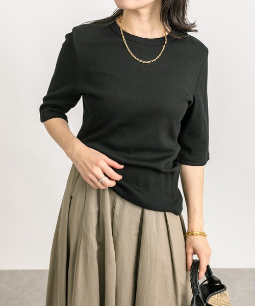 RIVE DROITE(リヴドロワ)の「テレコ5分袖Tシャツ(Tシャツ/カットソー・レディース・オフホワイト/ライトグレー/ブラック・FREE)」の15枚目の写真