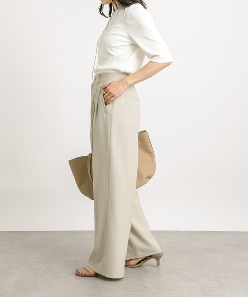 RIVE DROITE(リヴドロワ)の「テレコ5分袖Tシャツ(Tシャツ/カットソー・レディース・オフホワイト/ライトグレー/ブラック・FREE)」の6枚目の写真