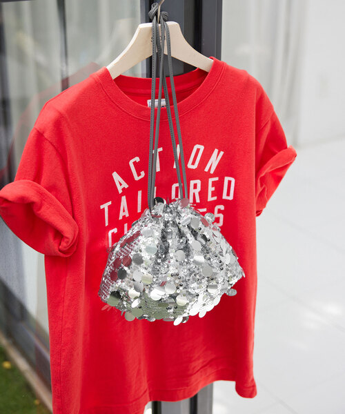 SLOBE IENA（スローブイエナ）の「SLOBE IENA スパンコール巾着バッグ（ハンドバッグ・レディース・シルバー・FREE）」の4枚目の写真