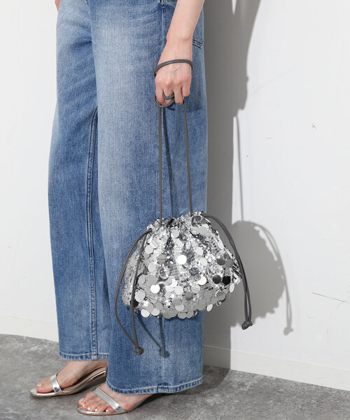 SLOBE IENA（スローブイエナ）の「SLOBE IENA スパンコール巾着バッグ（ハンドバッグ・レディース・シルバー・FREE）」の14枚目の写真
