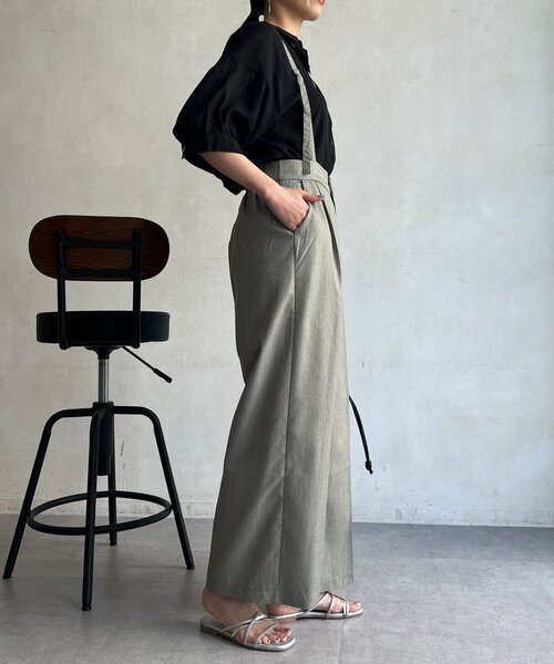 Chez toi（シェトワ）の「サス付ワイドパンツ（その他パンツ・レディース・ブラック/グレイッシュベージュ/ブルー・FREE）」の14枚目の写真