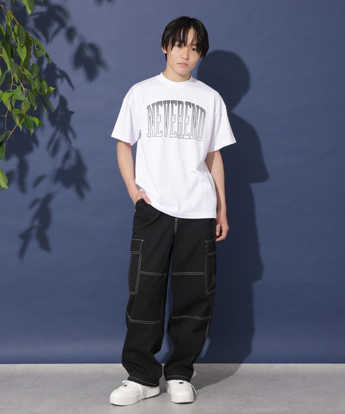 GLAZOS(グラソス)の「【大人向けサイズあり】【防虫加工】フロントグラデーションカレッジロゴ半袖Tシャツ(Tシャツ/カットソー・キッズ・カーキ/ブラック/ホワイト・140cm/150cm/160cm/170cm)」の5枚目の写真