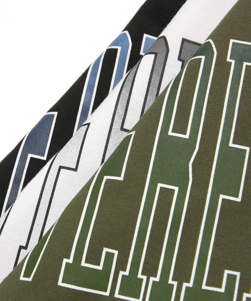 GLAZOS(グラソス)の「【大人向けサイズあり】【防虫加工】フロントグラデーションカレッジロゴ半袖Tシャツ(Tシャツ/カットソー・キッズ・カーキ/ブラック/ホワイト・140cm/150cm/160cm/170cm)」の10枚目の写真