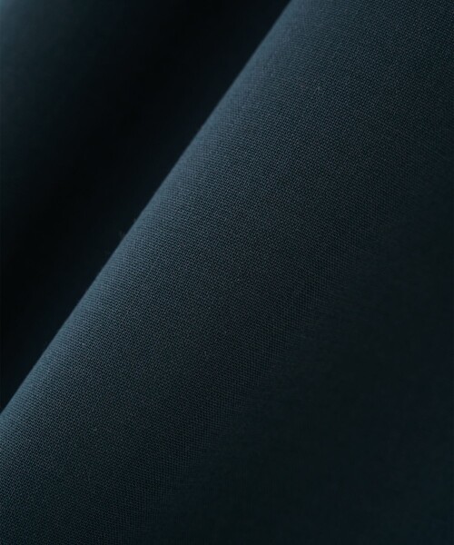 STUDIOUS SELECT(ステュディオスセレクト)の「【IRENISA/イレニサ】STUDIOUS別注 SHORT-SLEEVED SHIRT WITH LEATHER TAB(シャツ/ブラウス・メンズ・ダークネイビー/ダークグレー・2/3)」の8枚目の写真