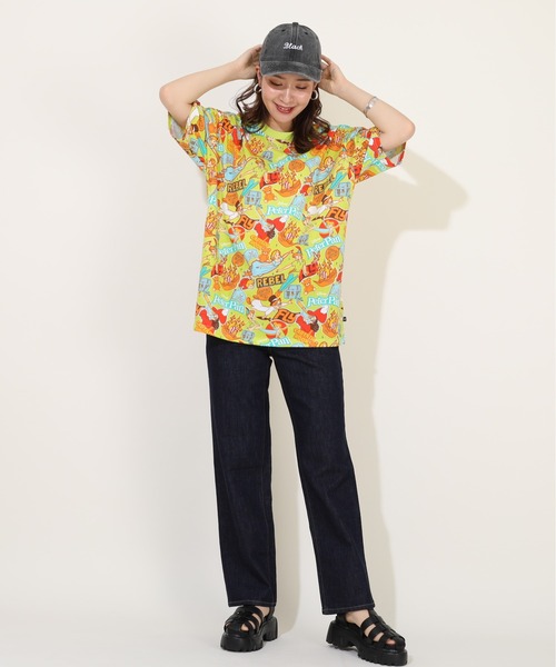Disney(ディズニー)の「親子お揃い ディズニー ステッカー風総柄 Tシャツ 9534A(Tシャツ/カットソー・レディース・その他10/グリーン系その他7/その他21・M/S/L)」の11枚目の写真