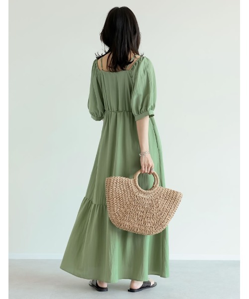 Re:EDIT（リエディ）の「[新色追加][低身長サイズ有]パフスリーブティアードワンピース（ワンピース・レディース・ベージュ/グリーン/ブラック/ブルー・LARGE/MEDIUM/SHORT）」の12枚目の写真