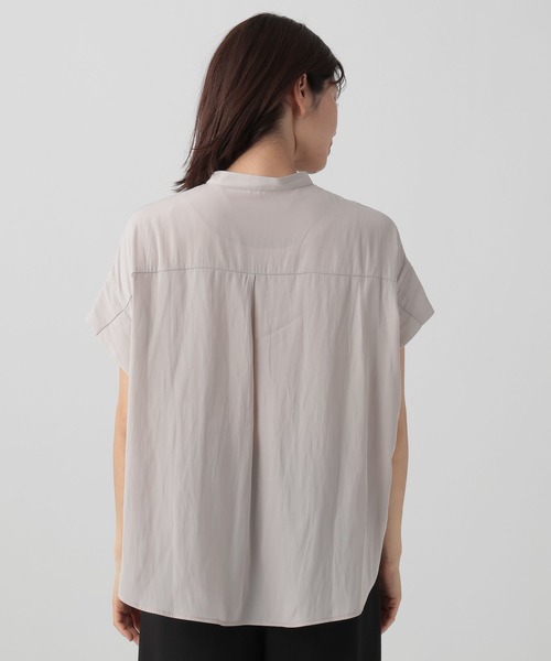 Elura（エルーラ）の「艶とろバンドカラーブラウス/124116（シャツ/ブラウス・レディース・ライトイエロー/グレイッシュベージュ/ネイビー・MEDIUM/SMALL/LARGE）」の22枚目の写真