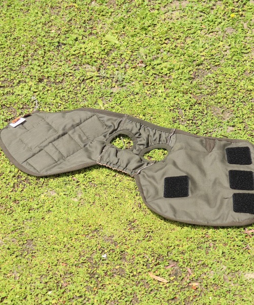 KRIFF MAYER（クリフメイヤー）の「スーベニア刺繍キルトJK（ペットウェア・レディース・キャメル/ダークブラウン/オフホワイト/グレー/パープル/ブラック/ピンクベージュ/オリーブ・SMALL/MEDIUM/LARGE/X-LARGE）」の16枚目の写真