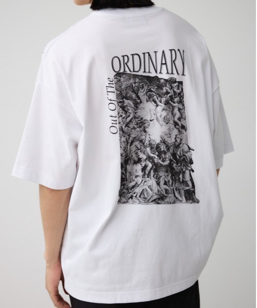 AZUL by moussy(アズールバイマウジー)の「Out of The ORDINARY フォトTシャツ(Tシャツ/カットソー・メンズ・ホワイト/ブラック・FREE)」の2枚目の写真