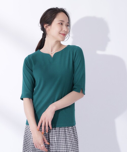 DRESKIP(ドレスキップ)の「◆女性らしさをプラスする テレコハートネック 5分袖トップス(Tシャツ/カットソー・レディース・ブラック/ブルーグリーン/アイボリー/ブラック系2・03/02/04)」の18枚目の写真