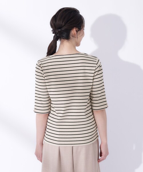 DRESKIP(ドレスキップ)の「◆女性らしさをプラスする テレコハートネック 5分袖トップス(Tシャツ/カットソー・レディース・ブラック/ブルーグリーン/アイボリー/ブラック系2・03/02/04)」の12枚目の写真