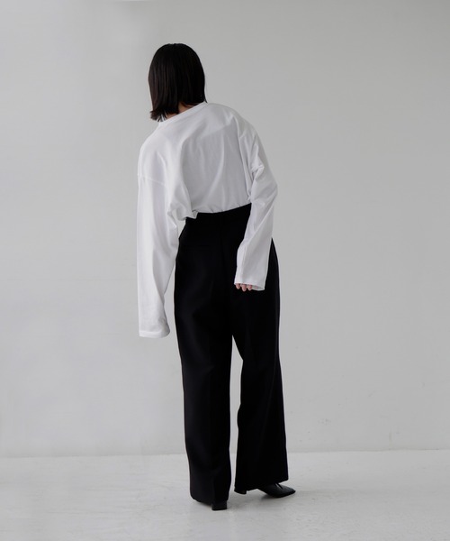 hellam(へラム)の「シルバー箔プリントロングTシャツ(Tシャツ/カットソー・レディース・ホワイト×ゴールド/ホワイト×シルバー/チャコール・FREE)」の20枚目の写真